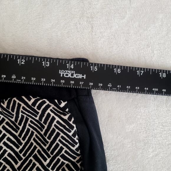 Tibi New York Sz 6 Black White Geometric Mixed Media Motif Tribal Joggers Pants - Picture 7 of 9